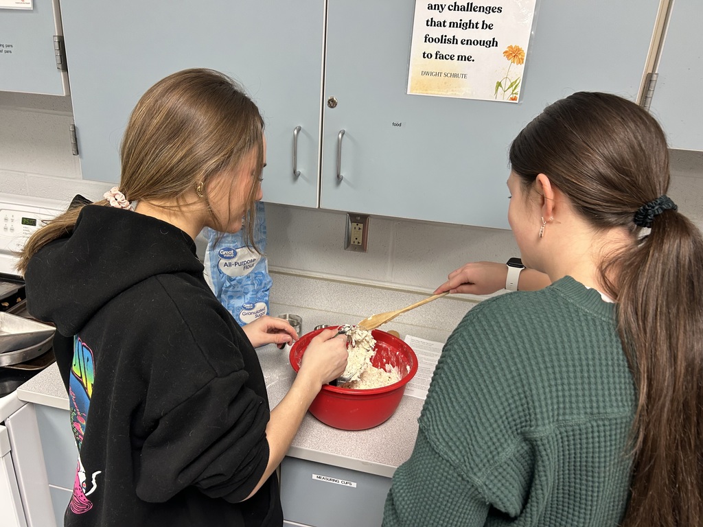 Alyssa Wright’s Intro to Agriculture students are pictured preparing two chicken dishes in class.