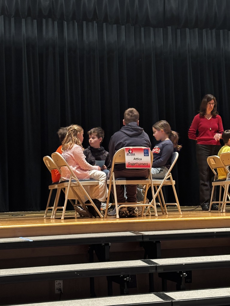 Scenes from our Chapter 1 PageTurners team’s March 19 meet at home in Attica. 