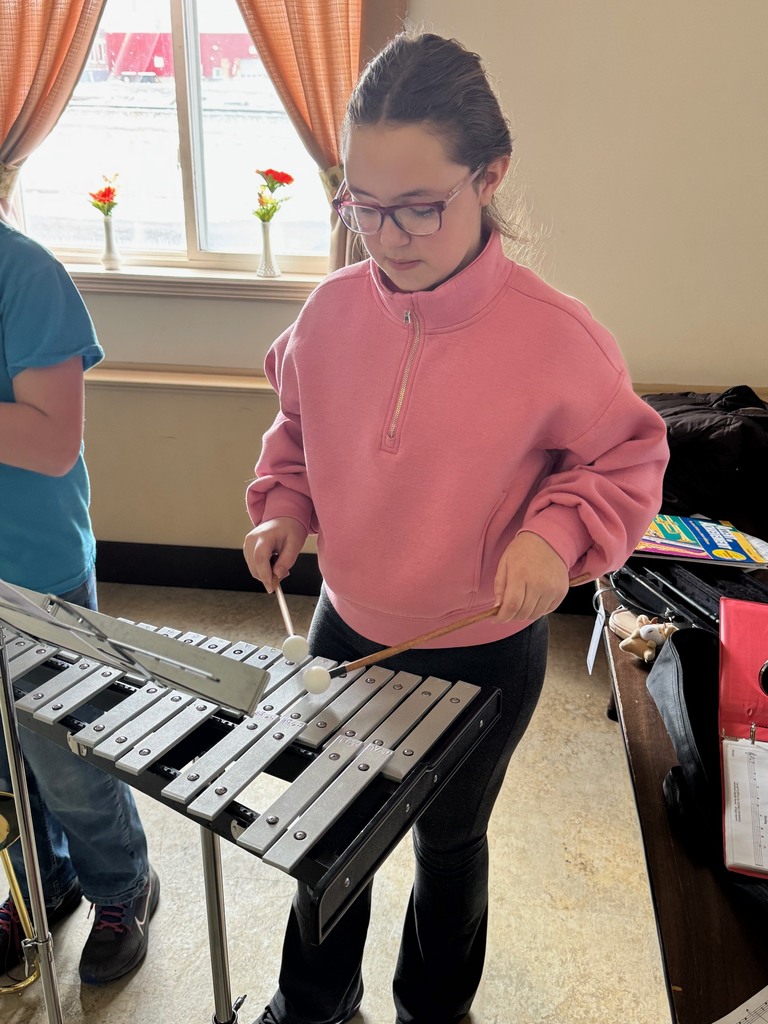 Scenes from our middle schoolers’ Easter egg-painting outing with local senior citizens last week. 