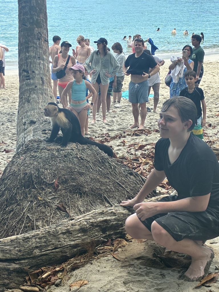 Scenes from students' trip to Costa Rica over Spring Break.