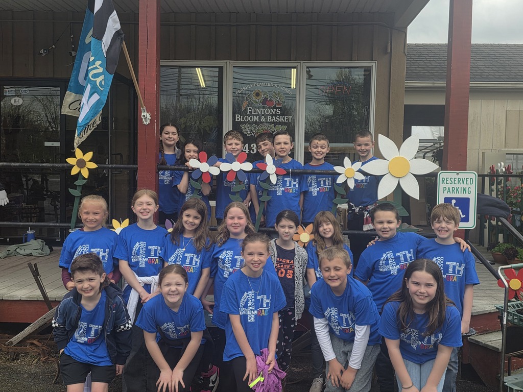 Scenes from Jessica Edwards’s 4th graders’ recent field trip to Fenton’s Bloom and Basket.