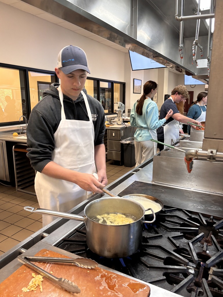 Scenes from Mrs. Becky Sphar’s foods on your own class’s field trip to the Niagara Falls Culinary Institute last week. 
