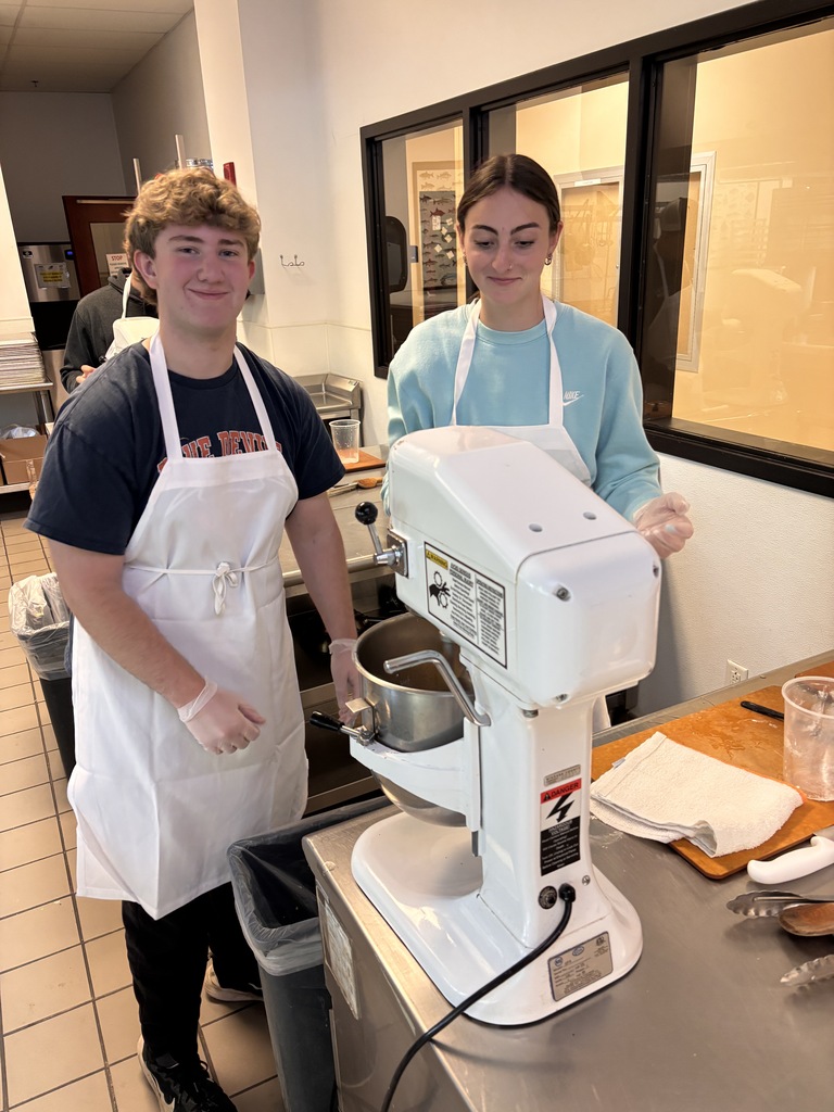 Scenes from Mrs. Becky Sphar’s foods on your own class’s field trip to the Niagara Falls Culinary Institute last week. 