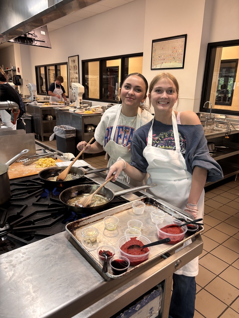 Scenes from Mrs. Becky Sphar’s foods on your own class’s field trip to the Niagara Falls Culinary Institute last week. 