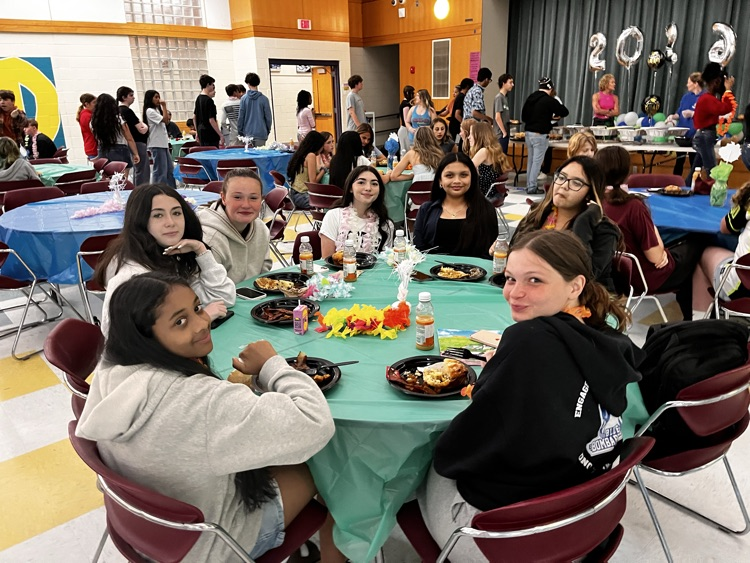 8th grade breakfast