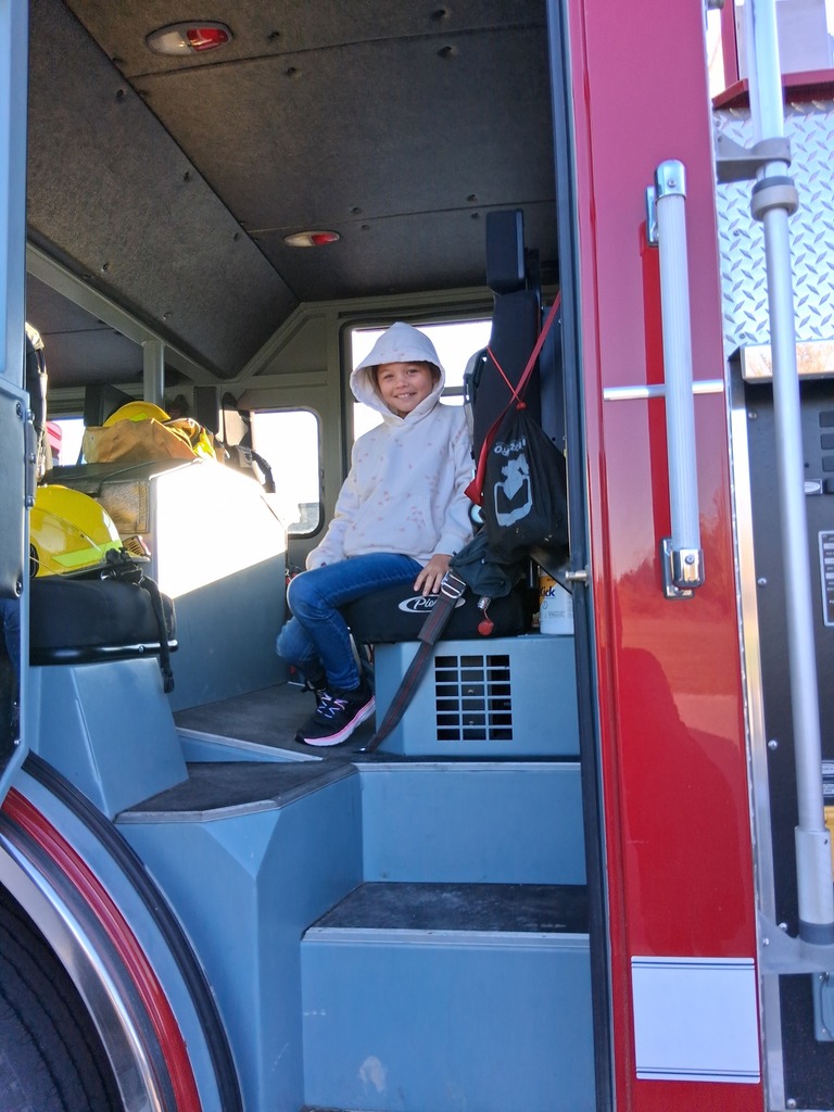 students in fire truck