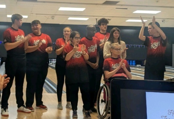 Auburn - 1 team  celebrating their 1st place finish! 