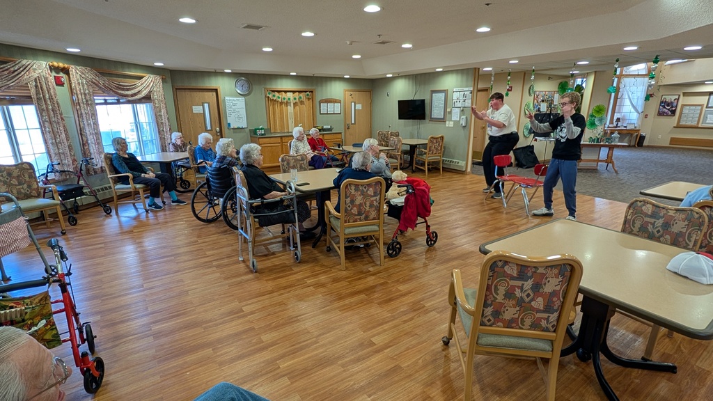 Elijah Powell & Ian Mather performing at Long's Creek