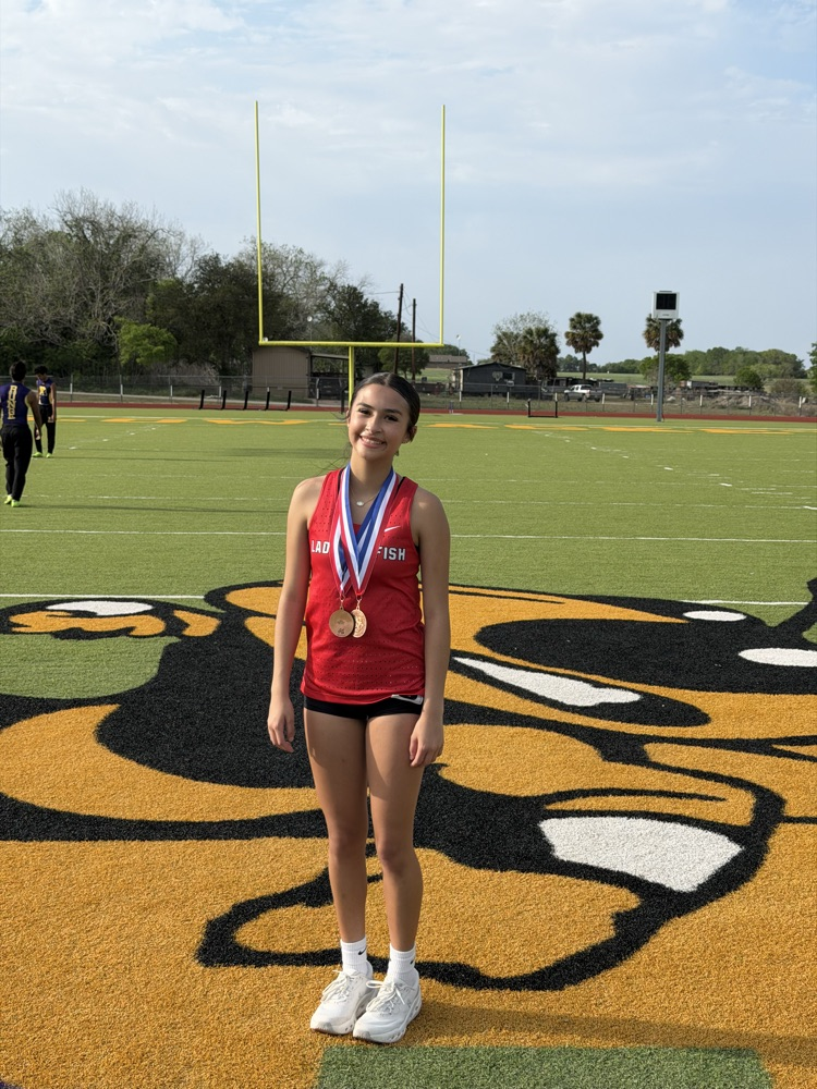 Makenzi 4th in the 800