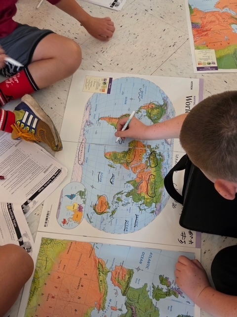 kids and maps