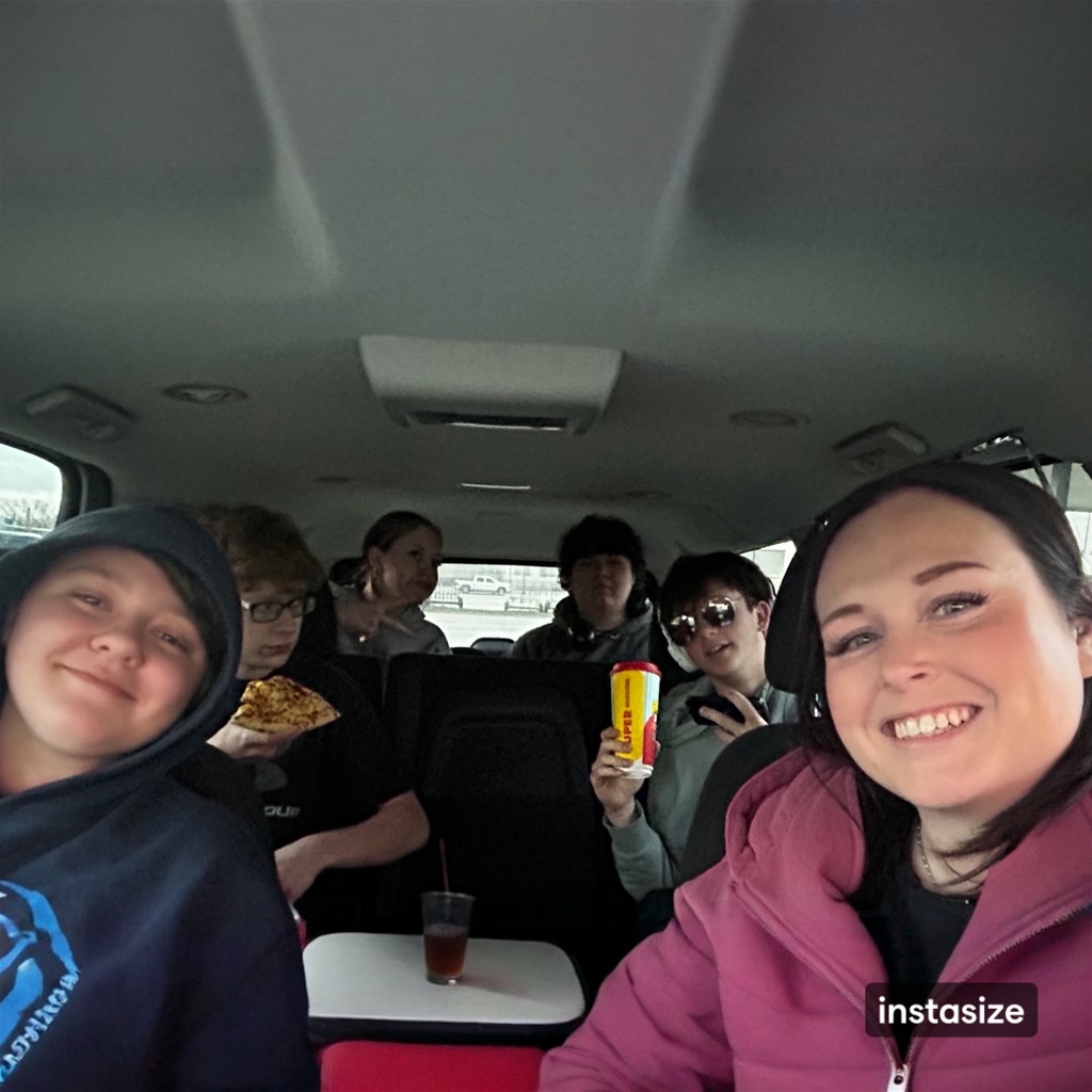 Mrs. Meza and 5 students get ready to head to MCC