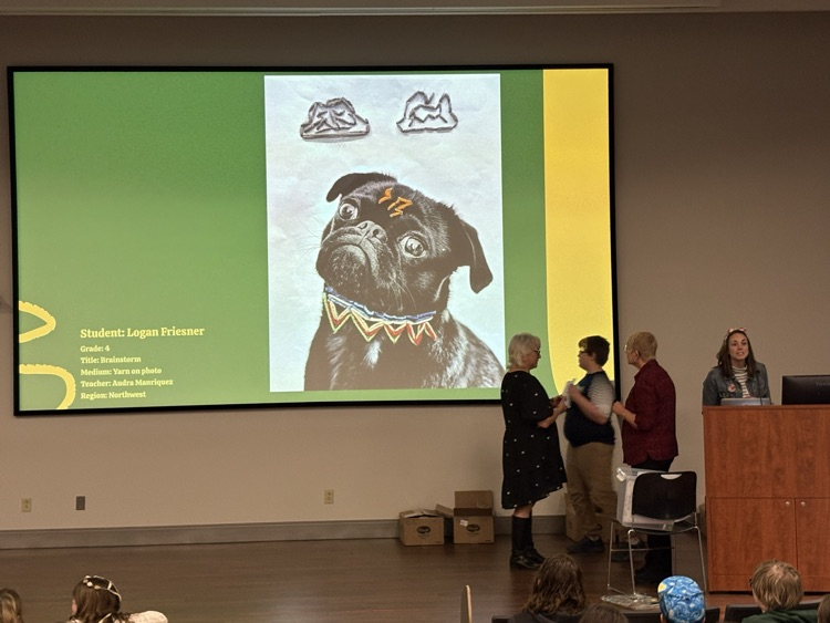 artist getting award