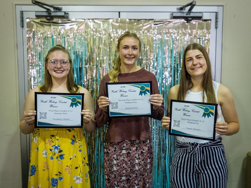 From left to right: Gwen Hibbard (1st), Kendyl Booher (2nd), and Hannah Altstetter (3rd)