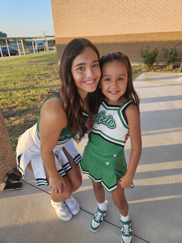 picture of cheerleaders