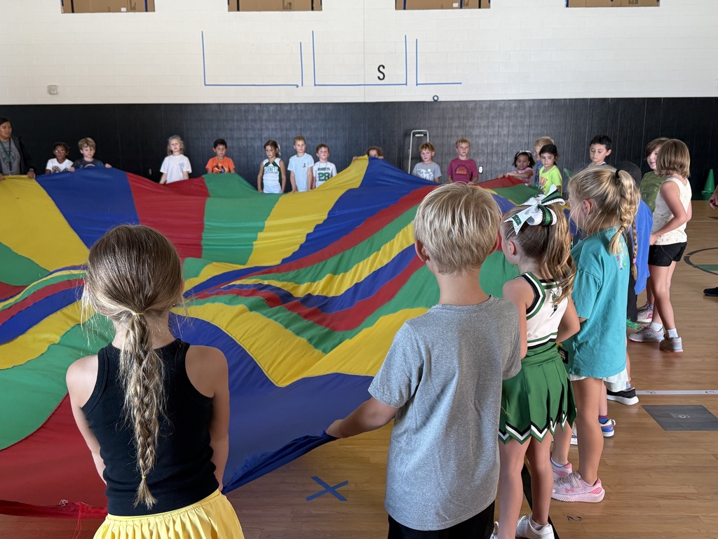 picture of students with parachute