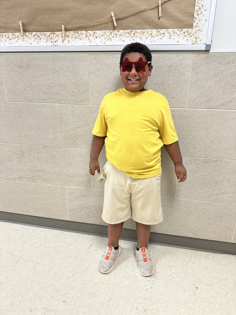 picture of students with red star sun glasses