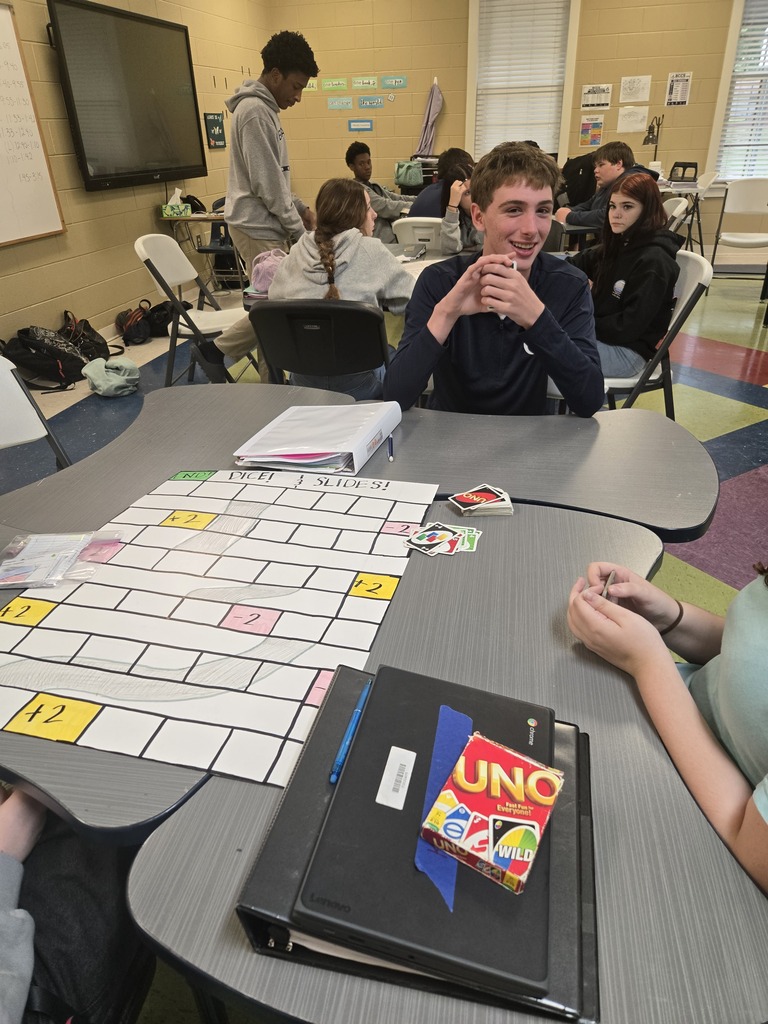 Spanish students and their board games