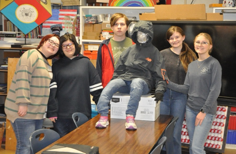 Zoey Fyffe, Izabella Hobbs, Gavin Gallagher, Jenna Winrod, Aubri Freas