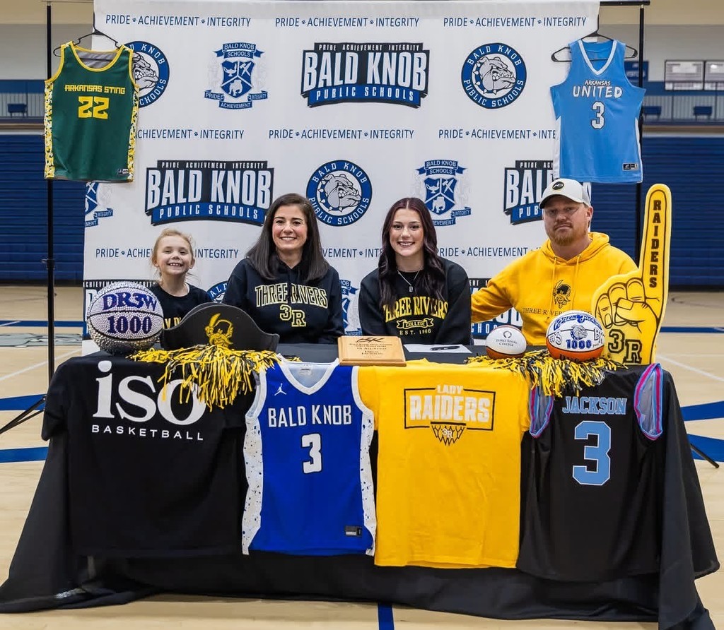 Congratulations to Drew Jackson on signing her National Letter of Intent to continue her academic and athletic career at Three Rivers College.