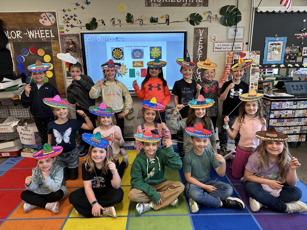Class with their sombreros.