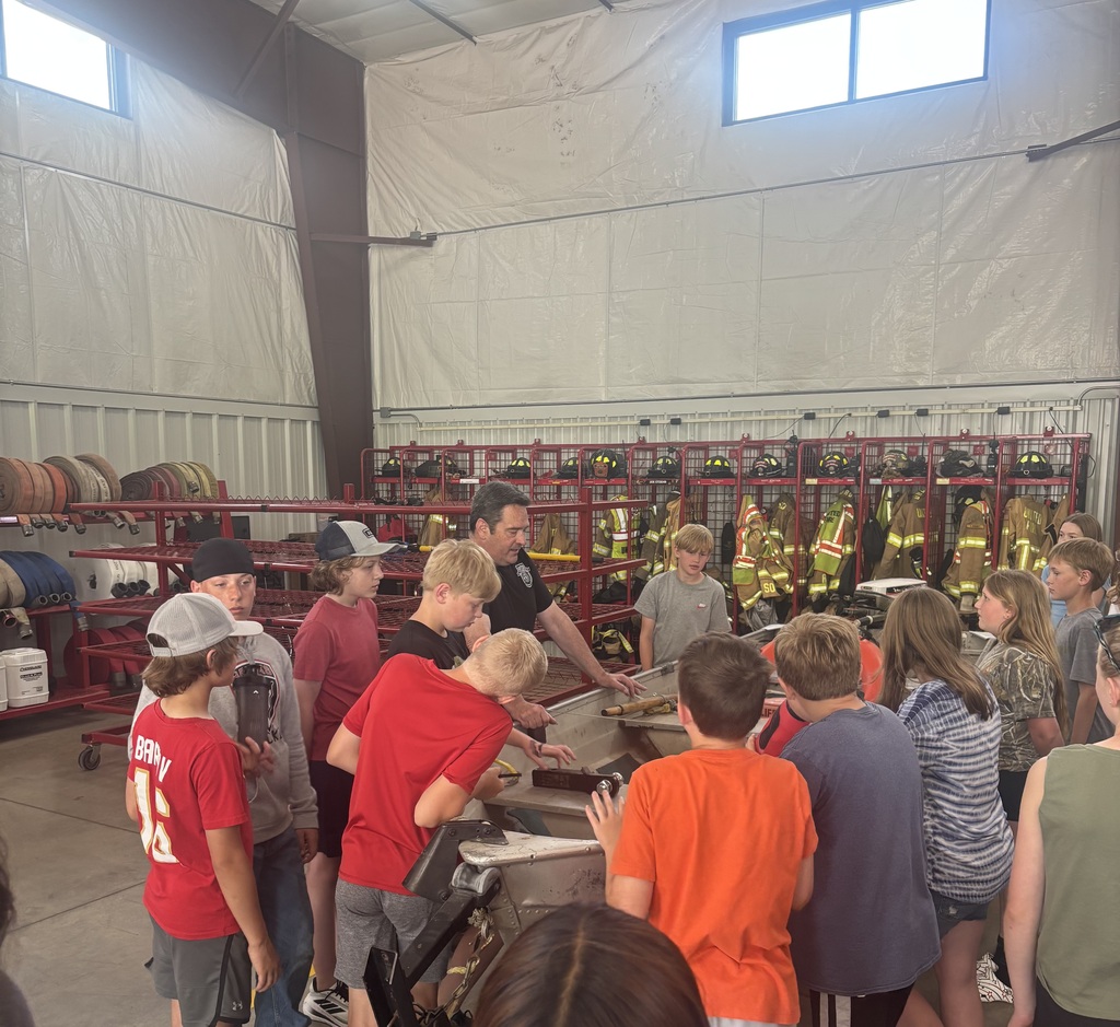 6th graders at the Woodville Fire Station.
