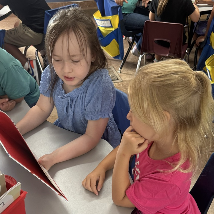 kids reading