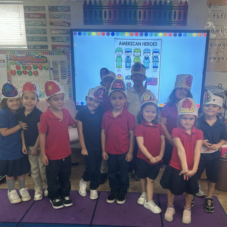 kids with hats 