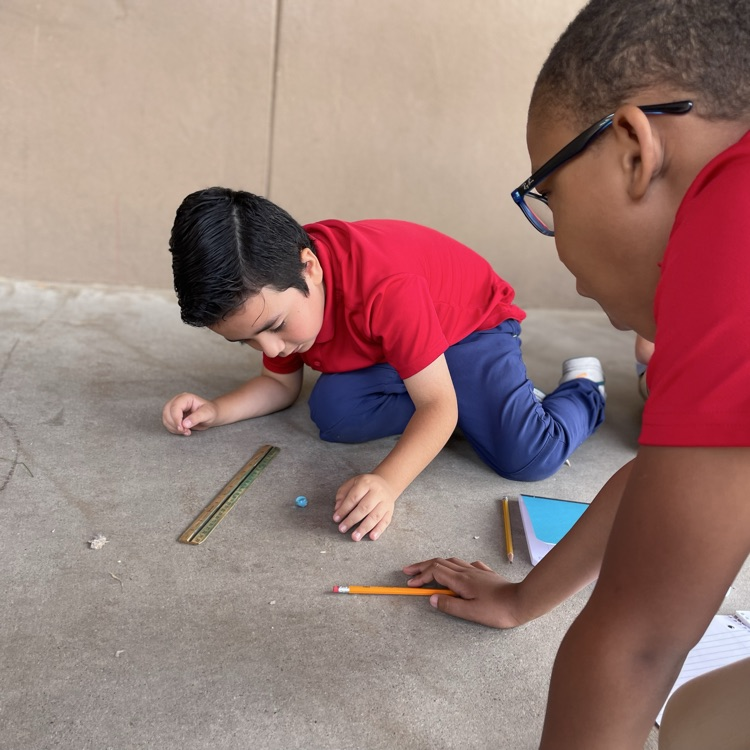 kids with marbles 