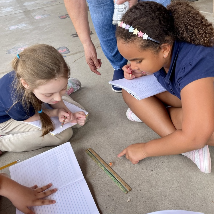 kids working 