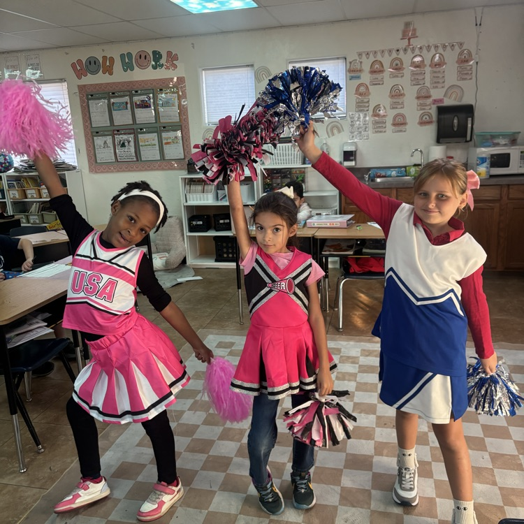 girls as cheerleaders