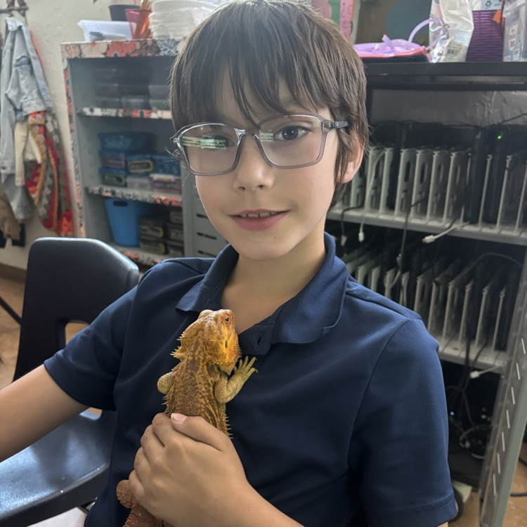 child with lizard 