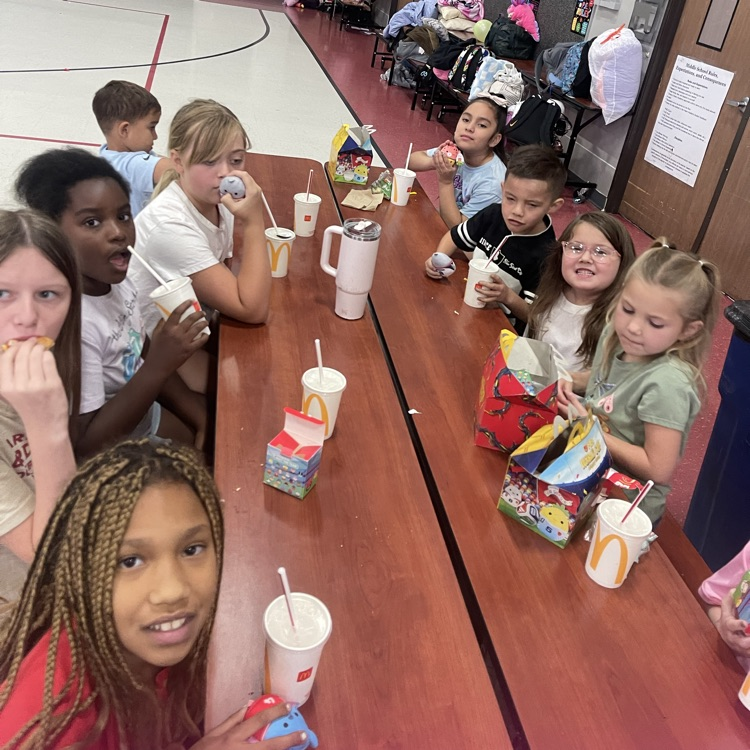 kids eating