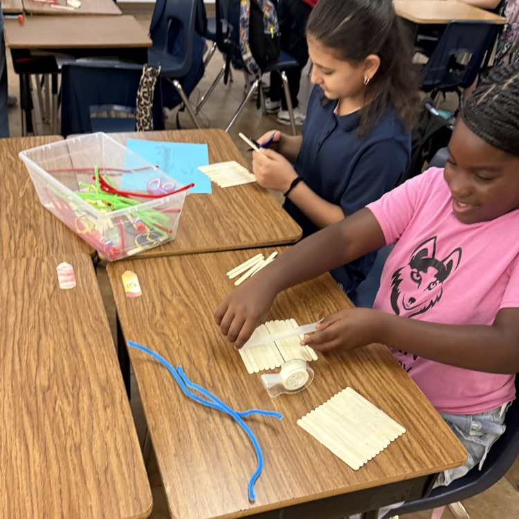 kids building