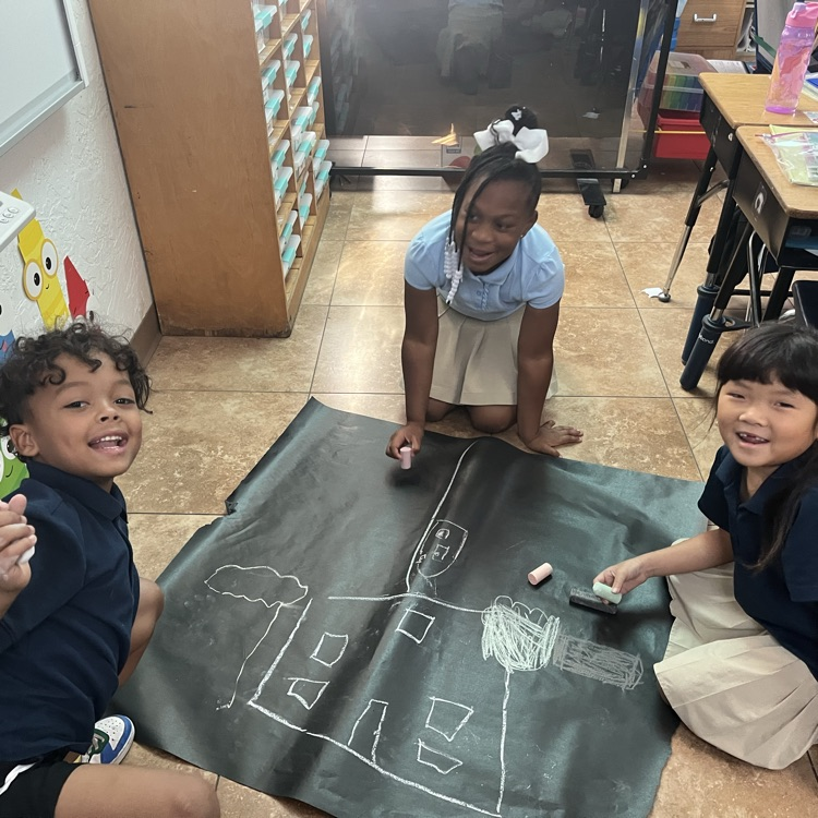 kids drawing together