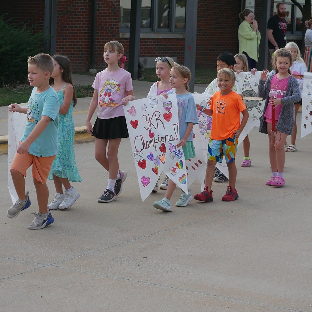 2025 BES Homecoming Parade
