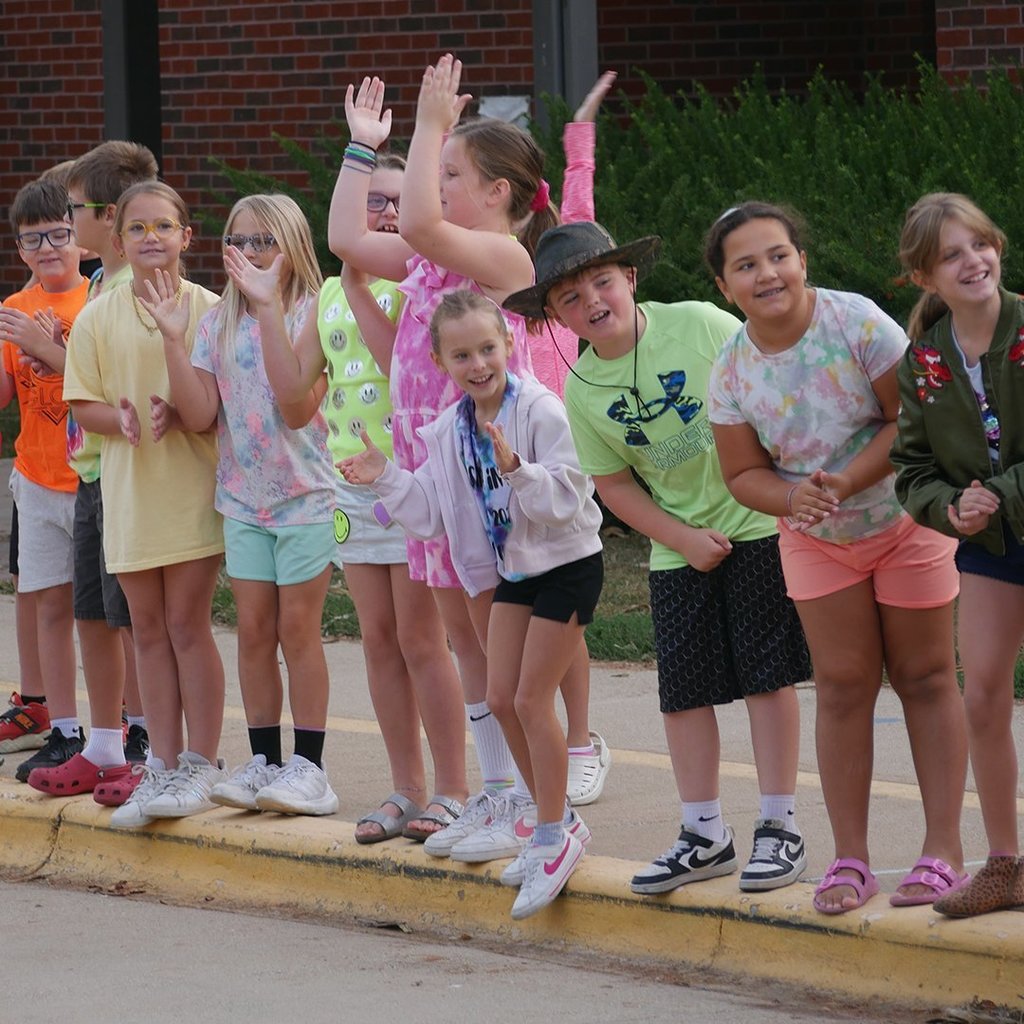 2025 BES Homecoming Parade