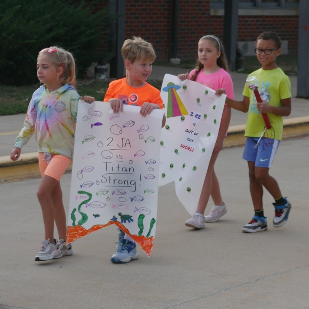 2025 BES Homecoming Parade
