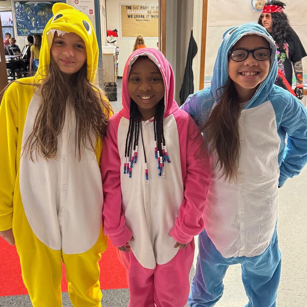 GIS students dressing up.