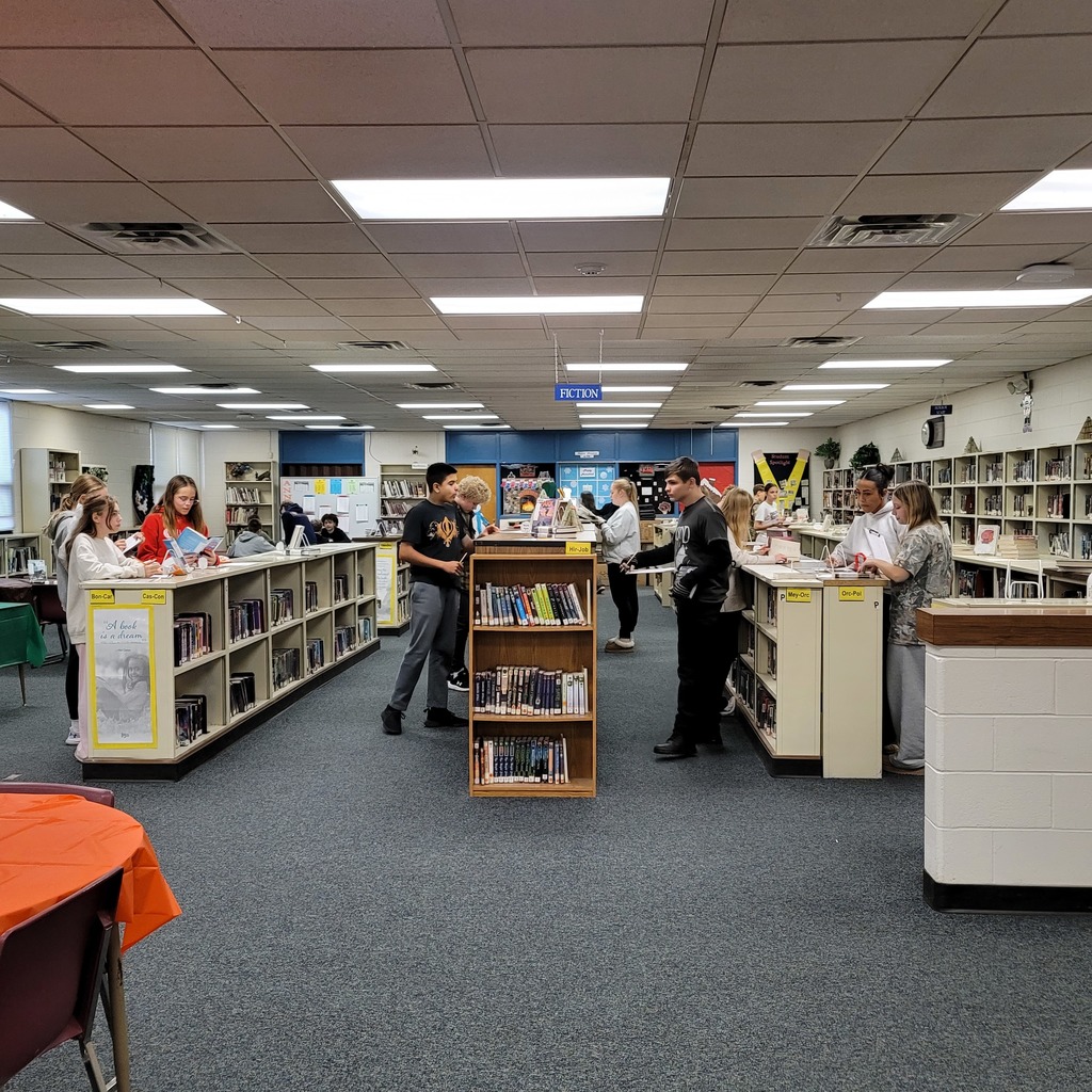 GMS students in Mrs. Luttrell's class recently participated in a 'book tasting'