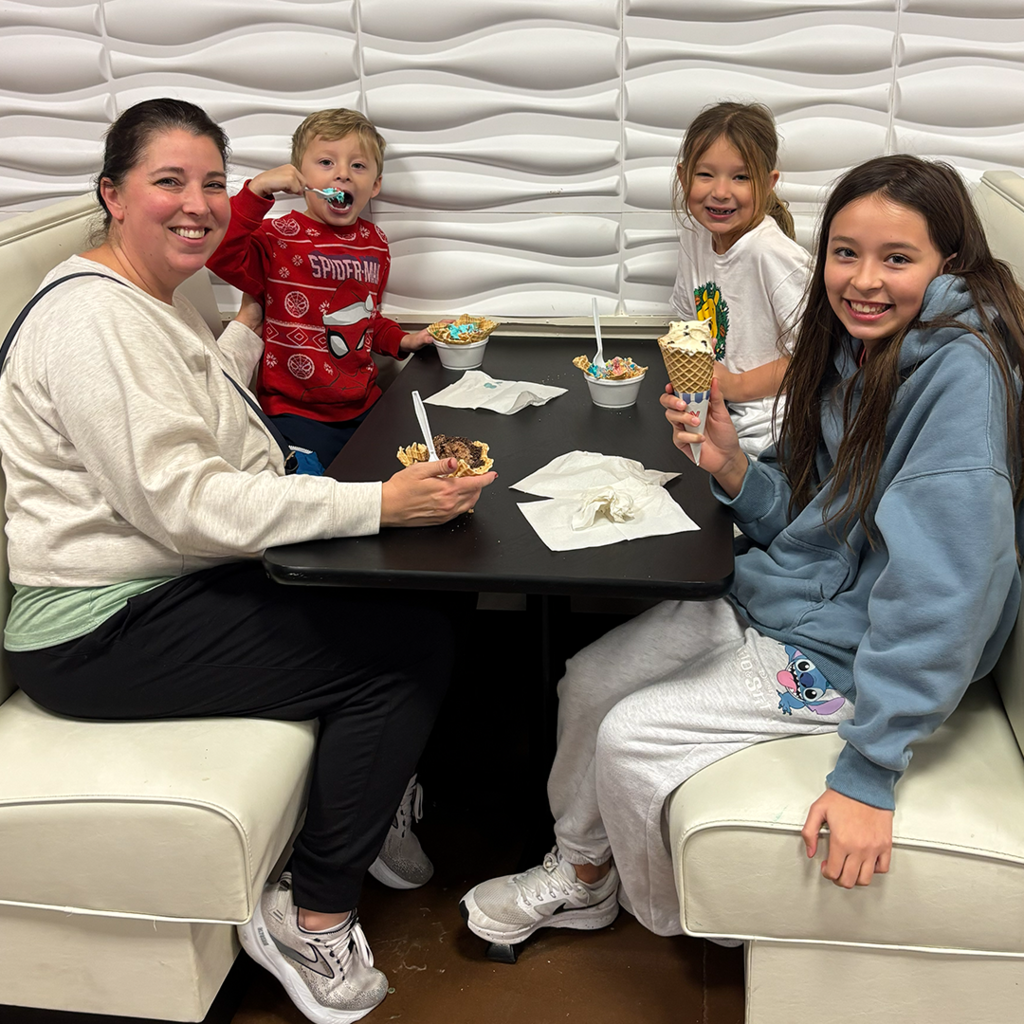 GIS Scoop Night at Scoop Du Jour