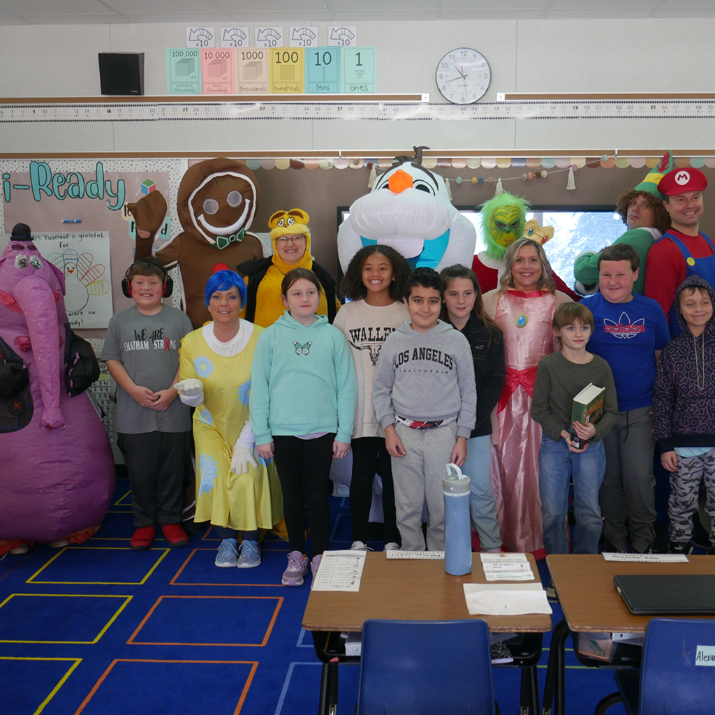 The Jane Hay Sales and Staging Team spread Holiday cheer to CES!