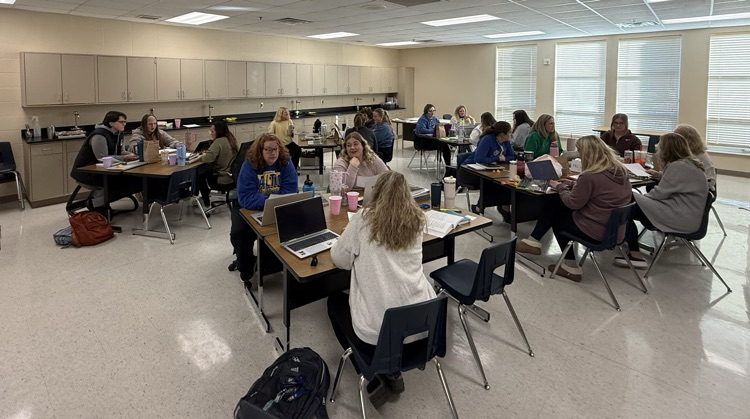 Baltic Elementary staff are continuing their learning on Standards Based Learning during our inservice day. We look forward to being able to share updates on what this will look like in the coming months! 
