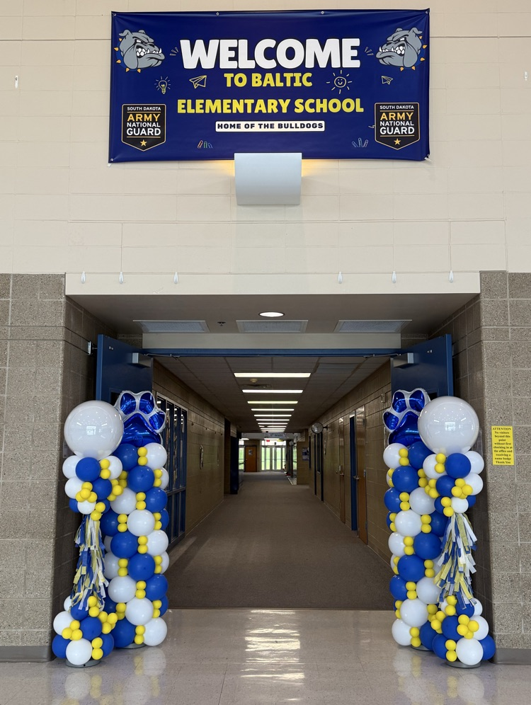 What a fun day of celebrating $19,047 raised for the school!!! The kids and staff did a great job! We also want to give a special thanks to the Halpin family for the amazing balloon decor to help us celebrate the fun run and Homecoming week! 