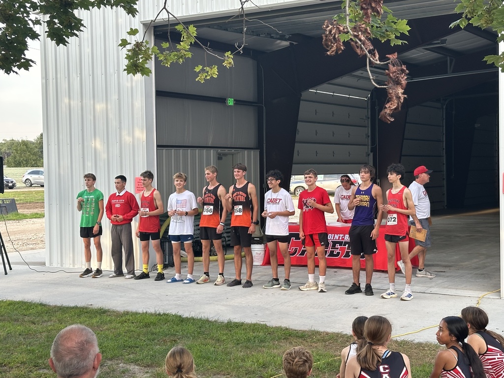 Hayden receiving medal. 