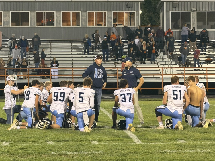 2026 Football Season Finale at Oakland-Craig