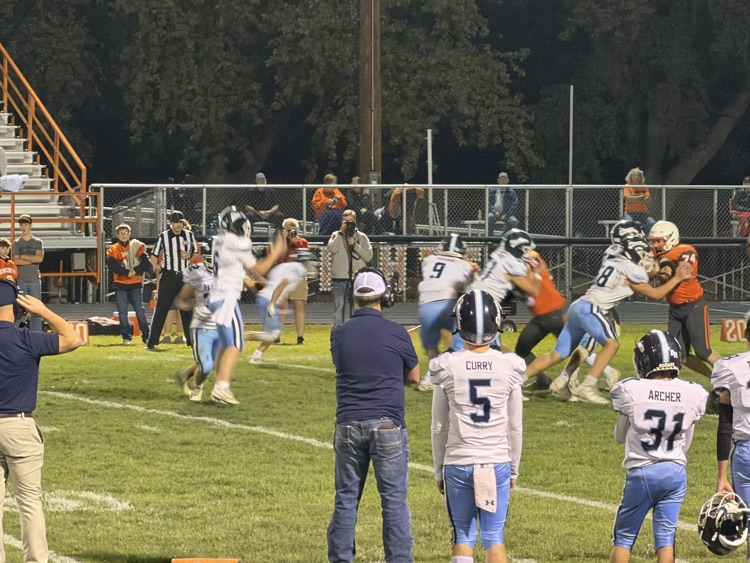 2026 Football Season Finale at Oakland-Craig