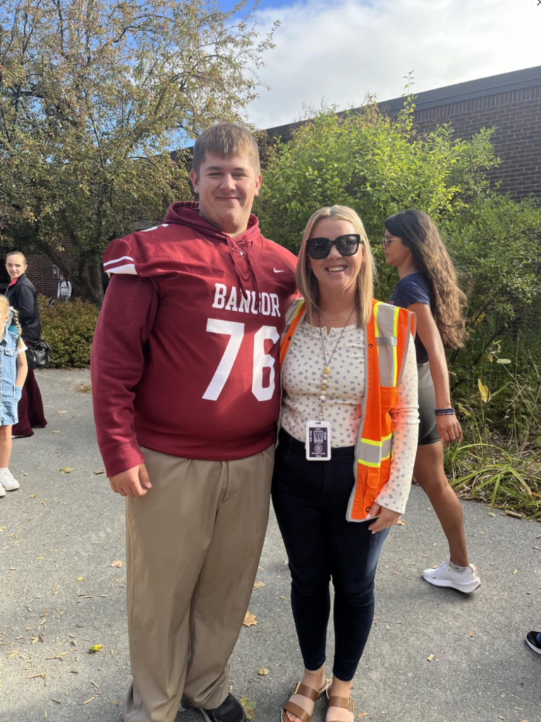 Abraham Lincoln School had a special visit from the Bangor High School Football Team this week! The players joined our students for morning recess, bringing lots of energy, smiles, and fun to the playground. Our students loved having the chance to play alongside these “big kids.” We’re cheering them on and wishing them the best of luck this season!  A big shout out to Mrs. Morris for organizing this! Next home game is Friday, Oct. 10 vs. Windham at 7pm. GoRams!