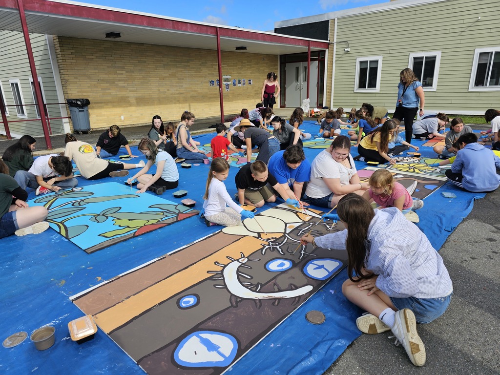 Ms. Bryand, Art Teacher at Bangor High brought students to Downeast School to dive into the final stages of the mural project! Local artist Peter Walls and Annette Dodd from Bangor Beautiful guided the way.   "Collaborating with Downeast School not only enriches their artistic journey but also fosters a sense of community and shared purpose. Together, we are creating something beautiful that reflects our collective creativity and commitment to each other." — Ms. Bryand, BHS Art Teacher