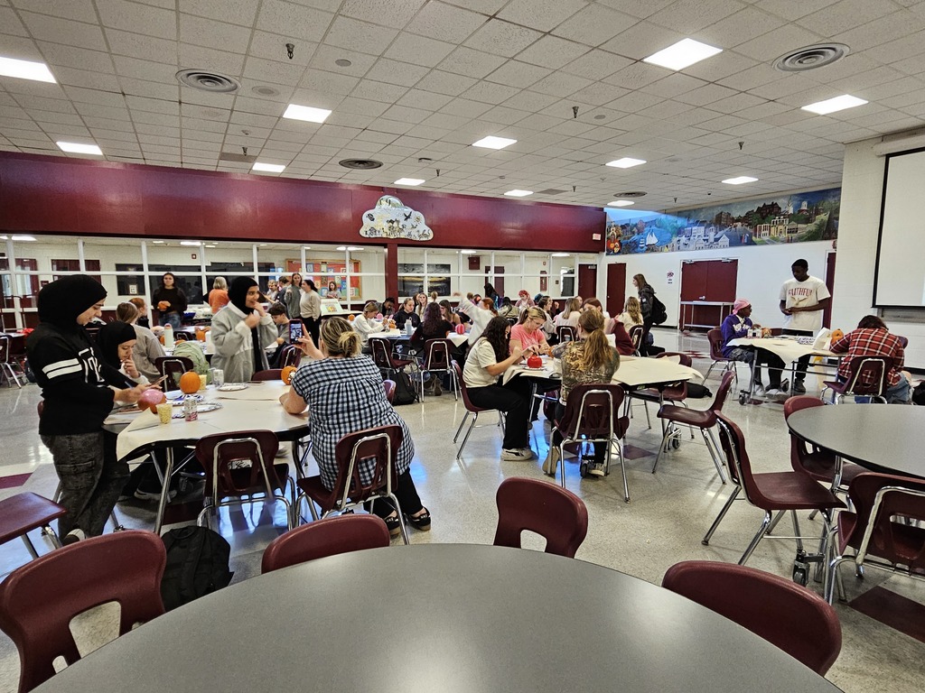 Best Buddies Pumpkin Painting Event Brings Students Together
