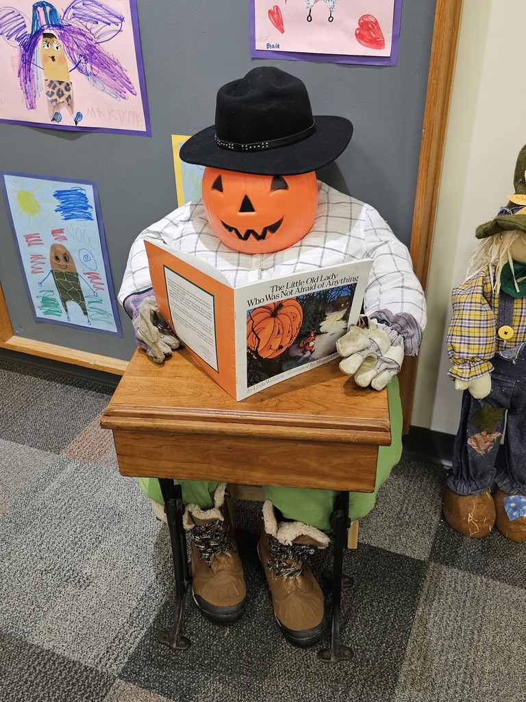 Families came together to shop, play games, and enjoy a variety of fun activities throughout the school.